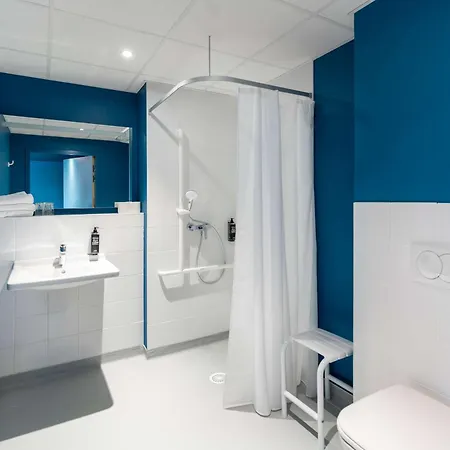 Ibis Budget Hotel 2*