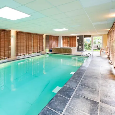 Ibis Budget Hotel 2*